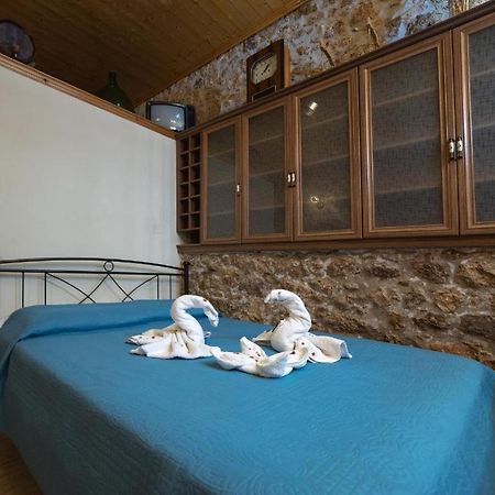 Menecrates Rustic - San Matteo Apartment Ágios Matthaíos Екстериор снимка