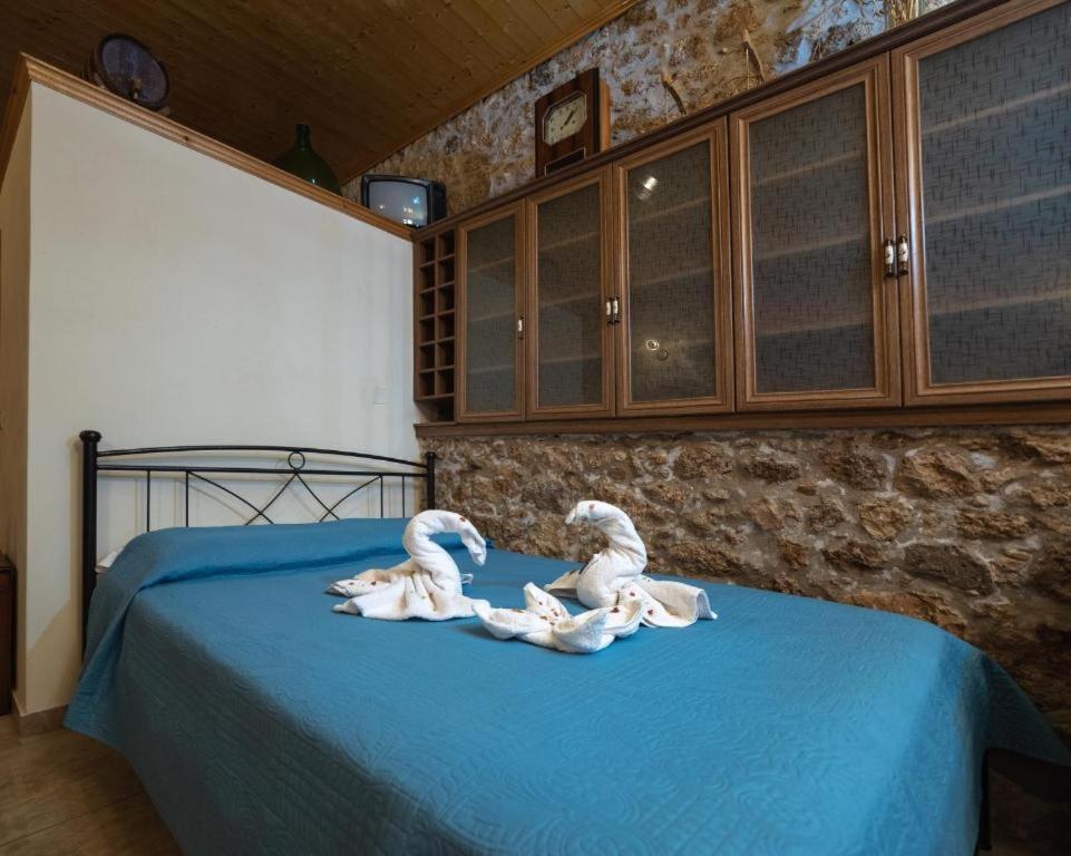 Menecrates Rustic - San Matteo Apartment Ágios Matthaíos Екстериор снимка