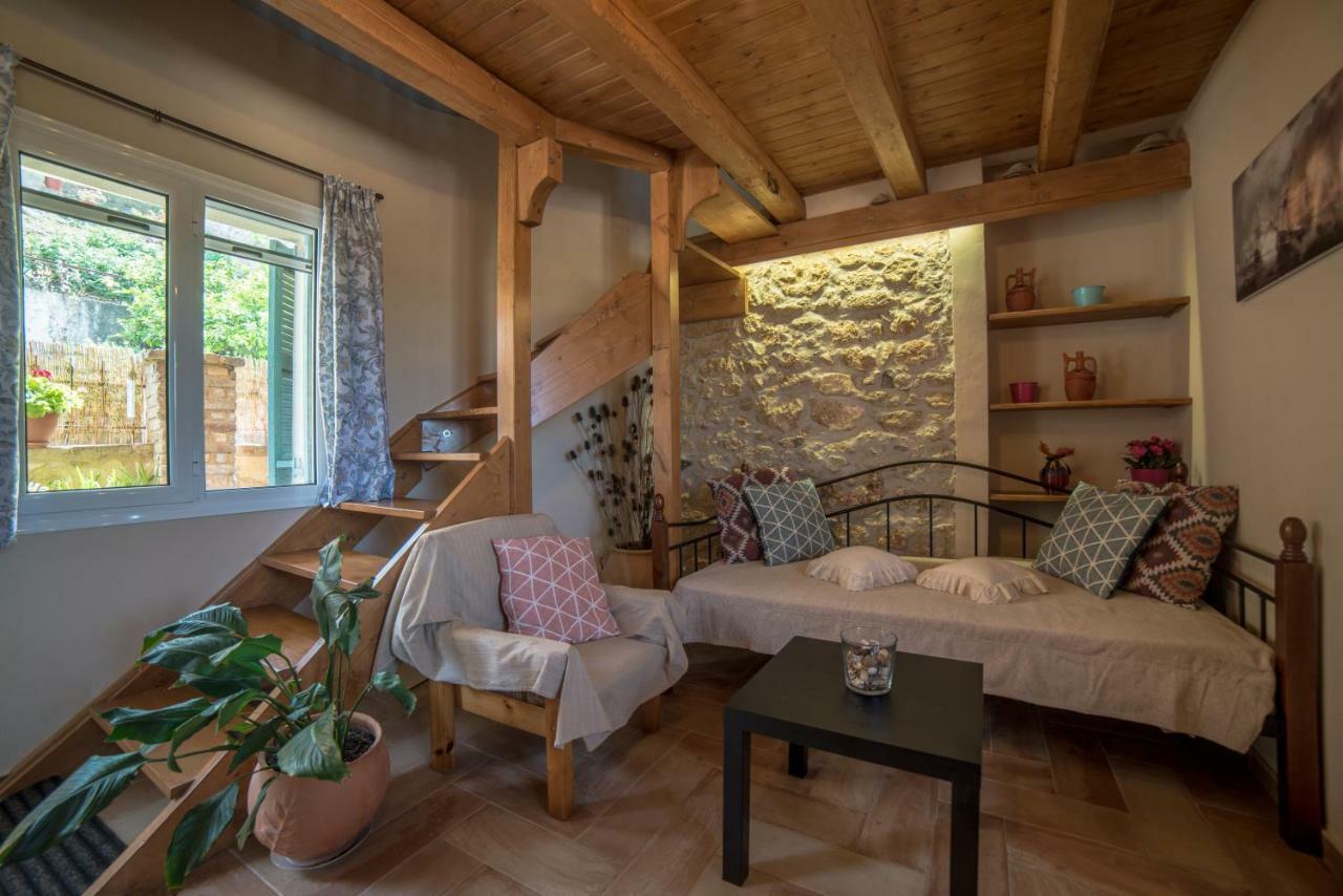 Menecrates Rustic - San Matteo Apartment Ágios Matthaíos Екстериор снимка