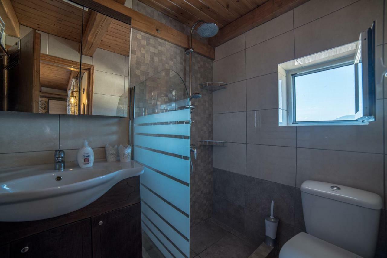 Menecrates Rustic - San Matteo Apartment Ágios Matthaíos Екстериор снимка
